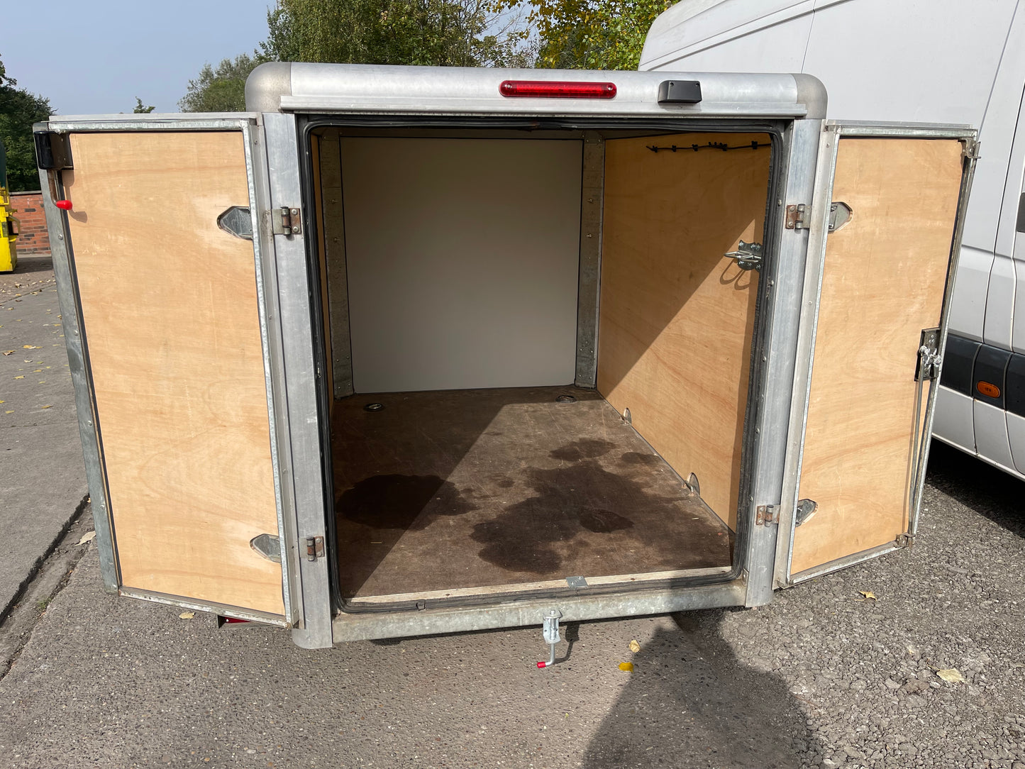 Indespension TAV 1 Box Trailer 750kg